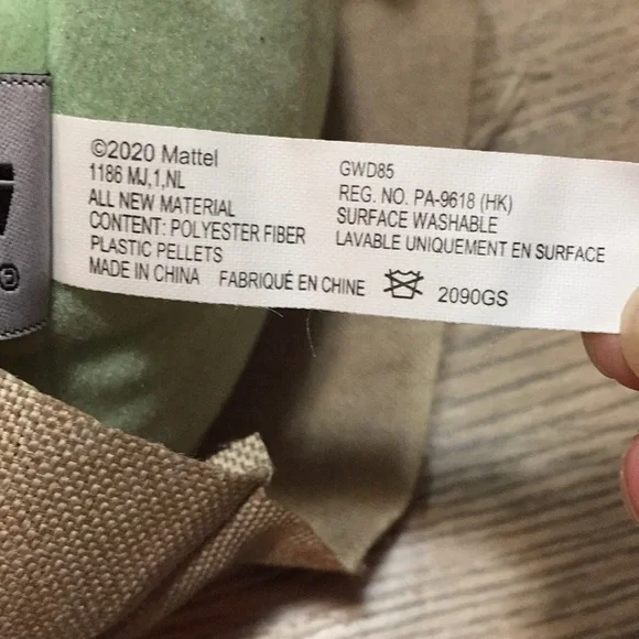 Yoda Mandelorian The Child plush NWOT - Picture 6 of 7